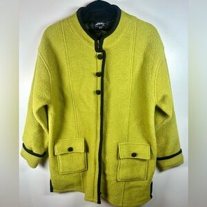 Icelandic 100% Wool Chartreuse Jacket Coat with Black Accents Size Large lined